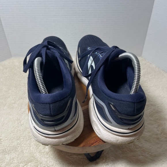 Brooks Dark Blue Athletic Sneakers - Picture 5 of 9
